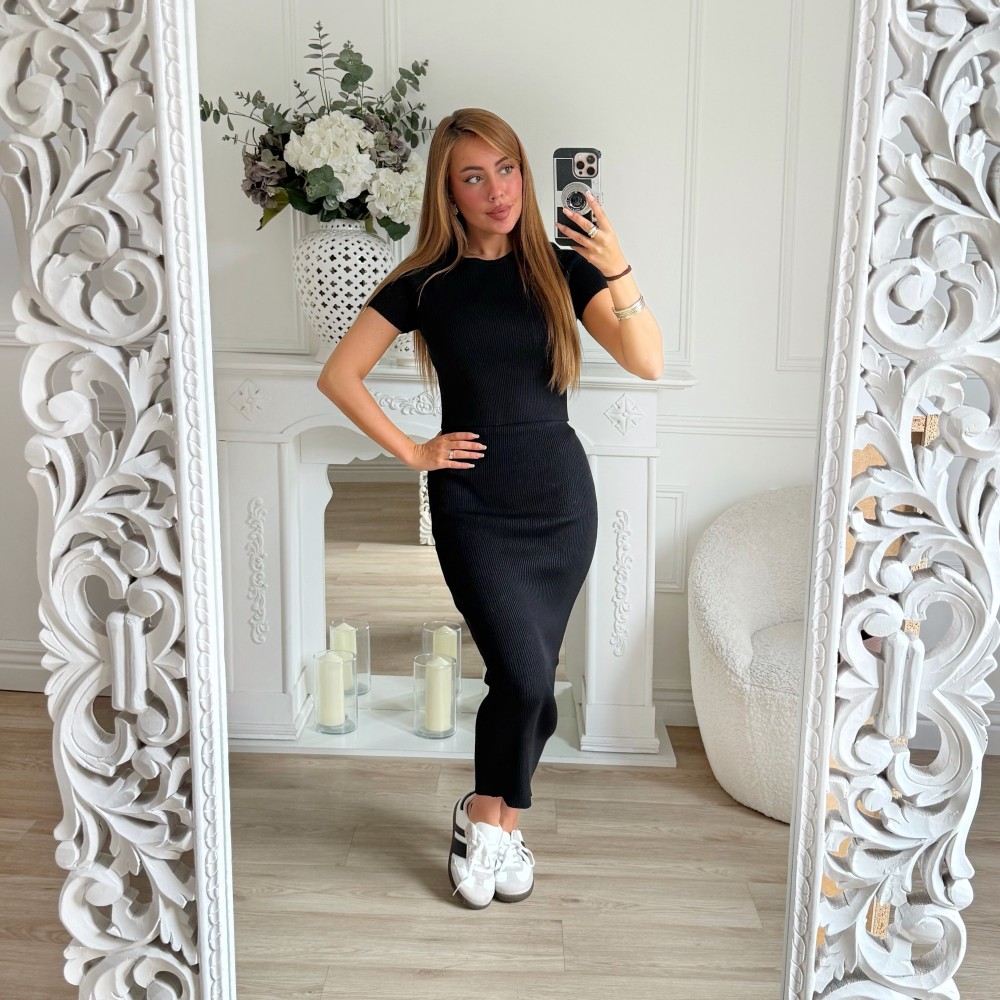 ENSEMBLE COTELÉ JUPE ET TOP BLACK