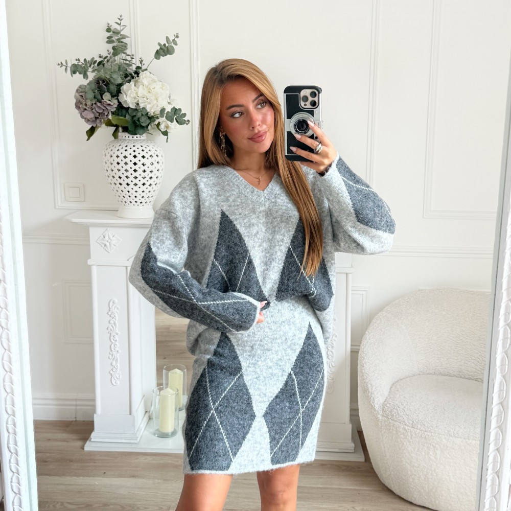 ENSEMBLE JUPE ET PULL QUADRILLAGE