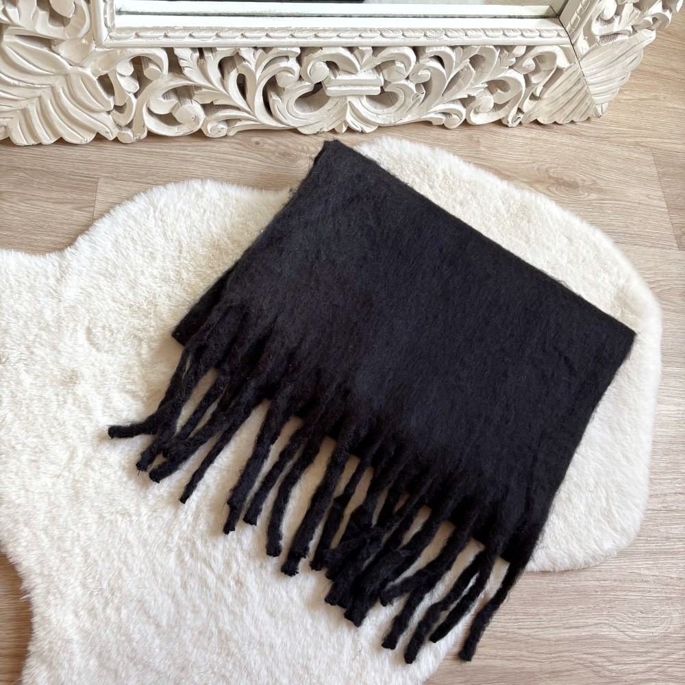 ÉCHARPE NOIRE DOUCE