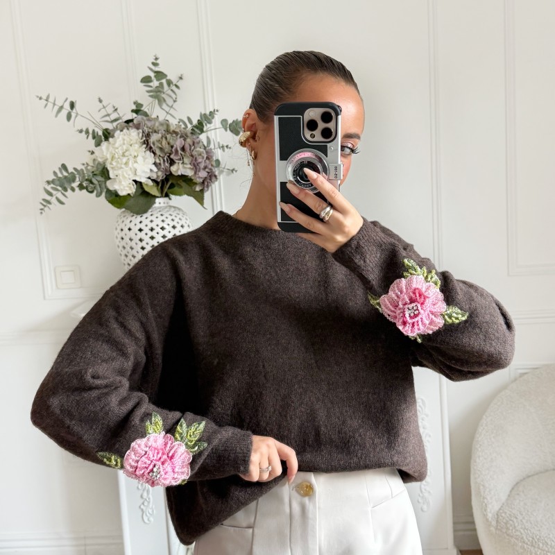PULL CHOCO BRODERIE FLEURS